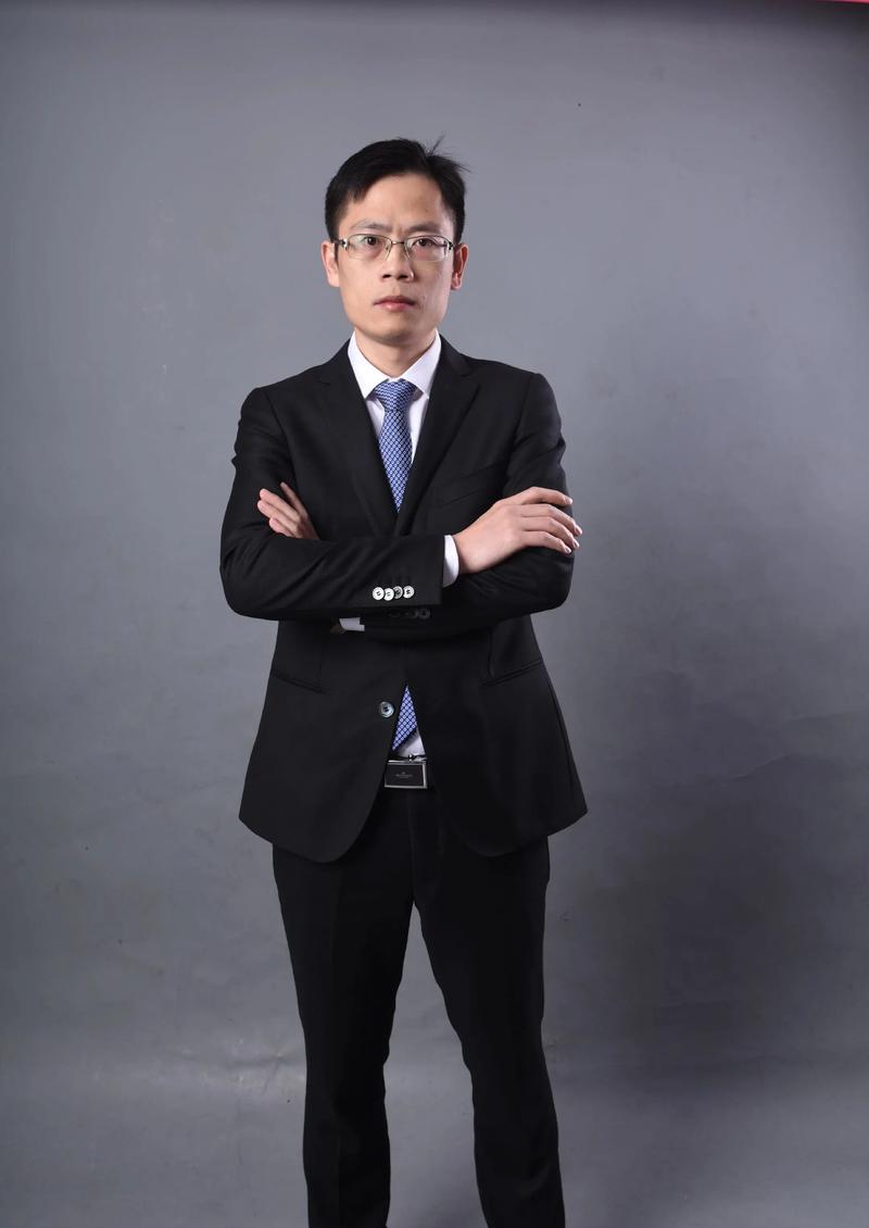 杨荣鑑 执行创意总监
